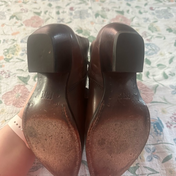 Frye Shane Short Women's Pull-on Boots, Whiskey Size 6 - Picture 4 of 7